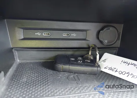 2022 Volkswagen Tiguan 2.0T Se R-Line Black z USA, uszkodzony, nr VIN 3VVCB7AX8NM105497